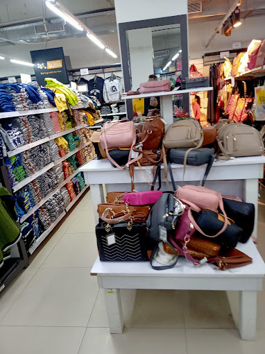 Vishal Mega Mart Burari Photo