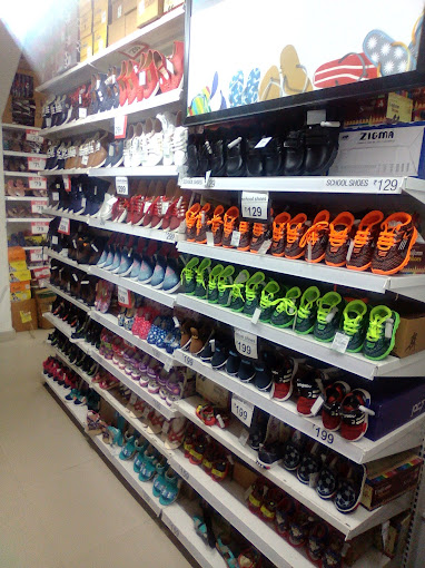 Vishal Mega Mart Burari Photo