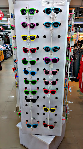 Vishal Mega Mart Burari Photo